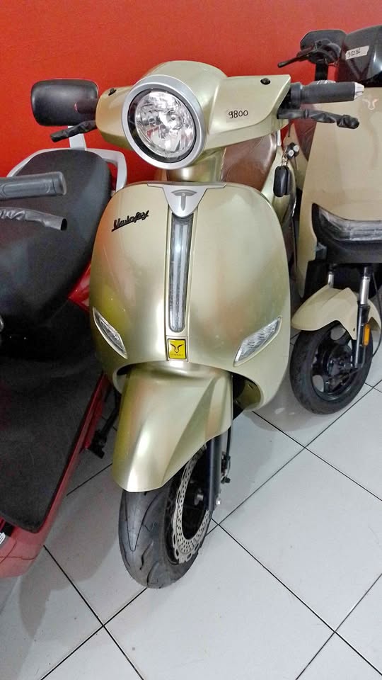 Terbaru! Uwinfly T5 Motor Listrik Vespa Listrik 2000W / Garansi Resmi U-Winfly